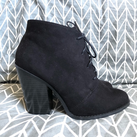 Spring - Black Faux Suede Heeled Boots - Size 8.5 - Picture 3 of 12